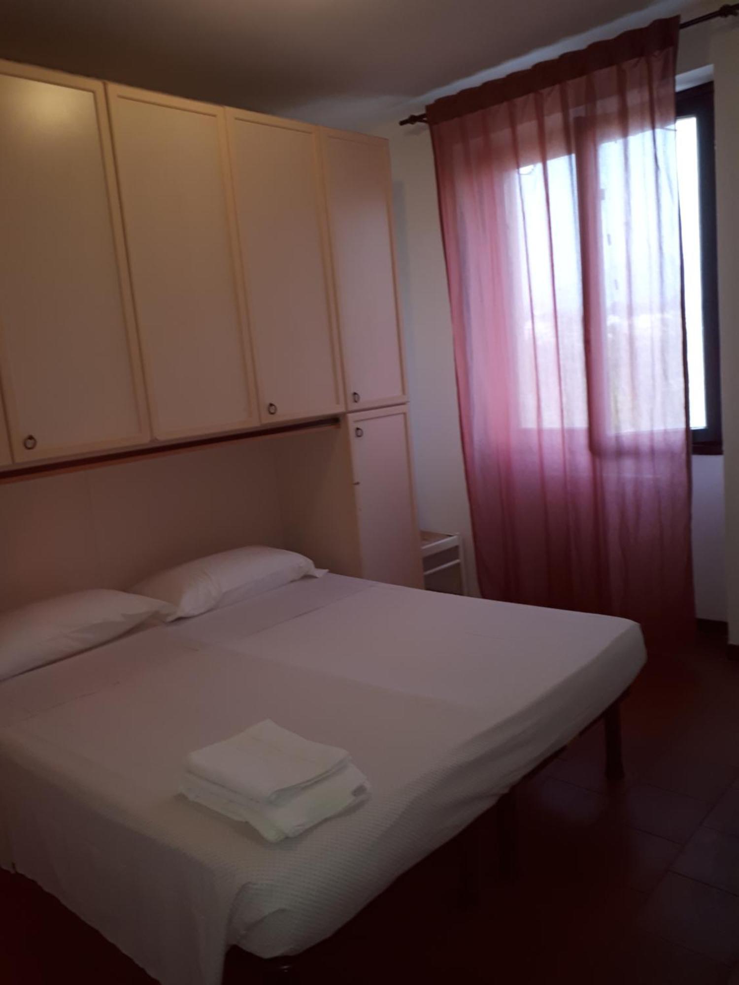 Rose 9 Palace ブレシア 部屋 写真